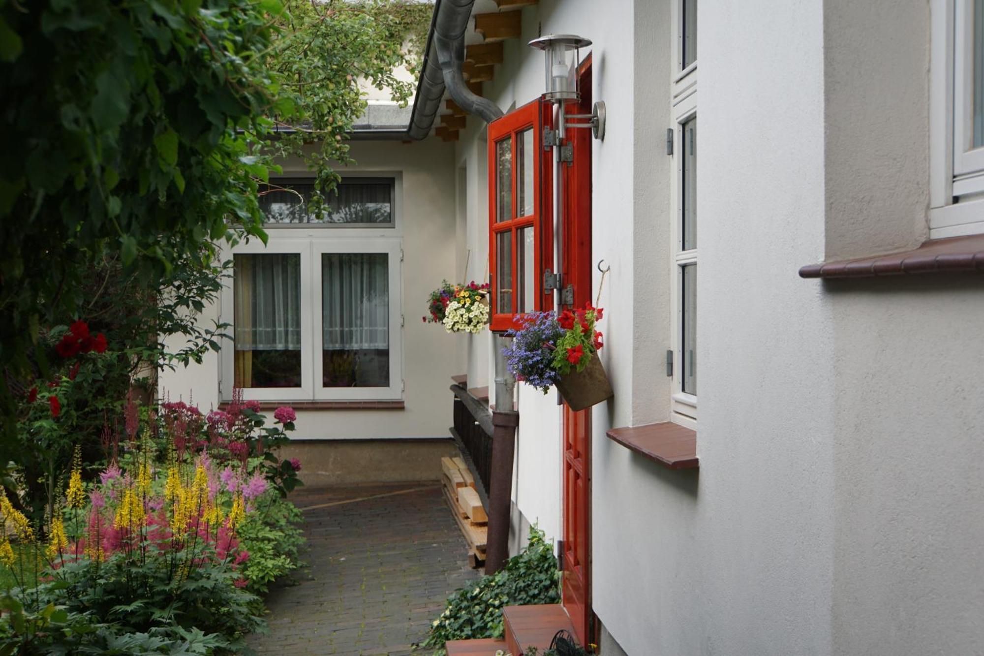 Ferienwohnung Hofidyll - Warnemuende Ρόστοκ Εξωτερικό φωτογραφία